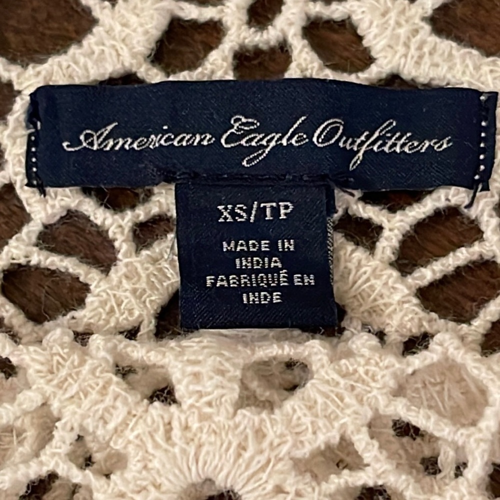 American Eagle Cotton Lace Neutral Top Sz. XS - Picture 9 of 10